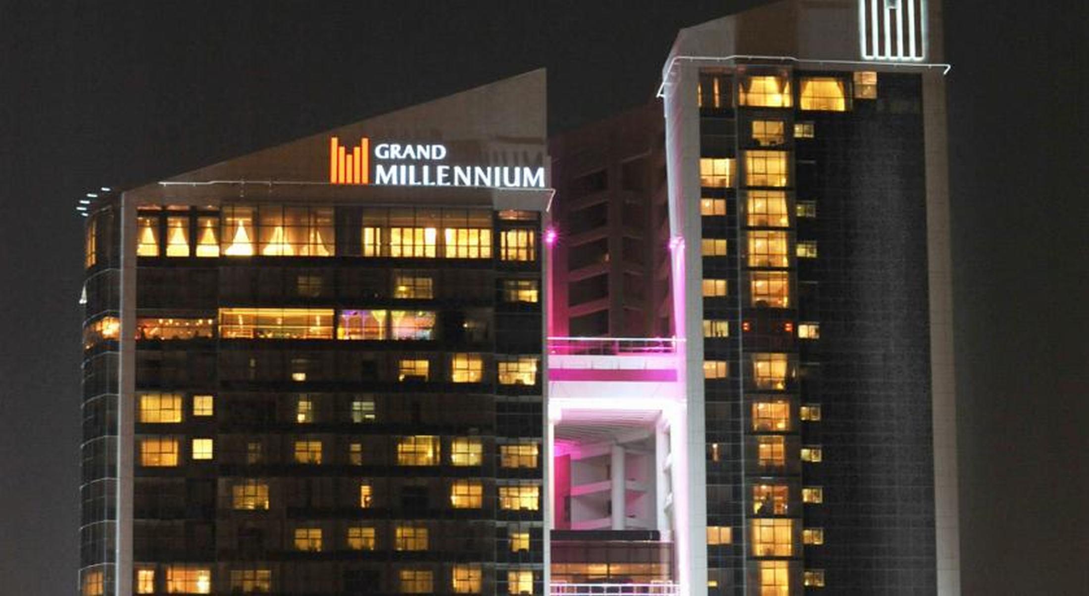 Grand Millennium Dubai Hotel Екстериор снимка